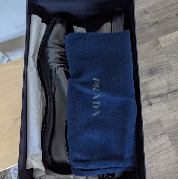 Prada Brushed leather derby shoes 9.5 - Picture 3 of 13